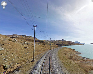 Ilustracja: Alpy i Amazonka w Street View