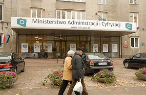 Ilustracja: WINGiK wzorem dla reformy rządowej administracji <br />
Siedziba MAC (fot. AW)
