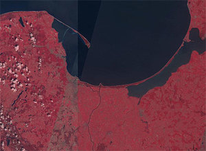 Ilustracja: Geoportal powodziowy Żuław: protest się opłacił <br />
fot. Landsat