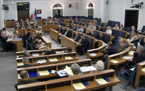 Ilustracja: Poprawki Senatu do ustawy o POLSA <br />
fot. senat.gov.pl