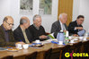 Ilustracja: <b class=pic_title>Od lewej: Henryk Górski, dr Jerzy Siwek (UW), dr hab. Jacek Pasławski (UW), Jerzy Ostrowski (UW), prof. Andrzej Ciołkosz</b> <br />
<br />
<b class=pic_author>fot.  Anna Wardziak</b><br />
<br />
