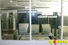 Ilustracja: <b class=pic_title>Komputerowe serce czeskiego systemu katastralnego. Serwerownia</b> <br />
<br />
<b class=pic_author>fot.  Jerzy Przywara</b><br />
<br />
