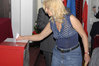 Ilustracja: <b class=pic_title>Głosowanie</b> <br />
<br />
<b class=pic_author>fot.  Jerzy Przywara</b><br />
<br />
