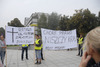 Ilustracja: <b class=pic_title>Pikieta geodetów pod Sejmem</b> <br />
<br />
<b class=pic_author>fot.  JK</b><br />
<br />
