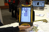 Ilustracja: <b class=pic_title>Wyposażony w system operacyjny Android tablet Qpad z prostym odbiornikiem GPS oraz procesorem 1 GHz. Na ekranie widoczne oprogramowanie GIS-owe Giscuit działające w środowisku przeglądarki internetowej</b> <br />
<br />
<b class=pic_author>fot.  Jerzy Królikowski</b><br />
<br />
