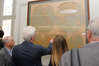 Ilustracja: <b class=pic_title>Wystawa "100 globusów na 100-lecie Polskiego Towarzystwa Geograficznego"</b> <br />
<br />
<b class=pic_description>Na wystawie nie zabrakło map</b> <br />
<br />
<b class=pic_author>fot.  Jerzy Królikowski</b><br />
<br />
