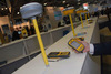 Ilustracja: <b class=pic_title>Targi INTERGEO 2014 ? GNSS</b> <br />
<br />
<b class=pic_description>Na lekkość i niewielkie wymiary stawia także chiński Hi-Target. Na pierwszym planie jego nowy odbiornik i-RTK (w Europie będzie sprzedawany jako V90), a pod nim dwa nowe kontrolery z systemem operacyjnym Android oraz przystosowaną do niego aplikacją polową Hi-Survey</b> <br />
<br />
<b class=pic_author>fot.  Jerzy Królikowski</b><br />
<br />
