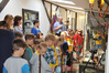 Ilustracja: <b class=pic_title>Dzieci w Muzeum Geodezyjnym WPG</b> <br />
<br />
<b class=pic_author>fot.  WPG SA</b><br />
<br />
