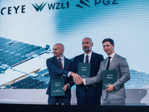Ilustracja: Trzy firmy podpisały porozumienie ws. satelitów i stacji SAR w Polsce <br />
Fot. PGZ