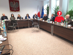 Ilustracja: Poznaliśmy przebieg spotkania o geodecie w procesie inwestycyjnym, ale nie wszystkich uczestników <br />
Źródło zdjęcia: GUGiK