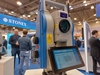 Ilustracja: <b class=pic_title>Intergeo 2022: tachimetry i odbiorniki GNSS</b> <br />
<br />
<b class=pic_description>Włoski Stonex zaprezentował tachimetr R180. Wyróżnia go nie tylko rzadko spotykana precyzja pomiaru (nawet 0,5 sekundy) i szybkie bezszczotkowe serwomotory, ale także wbudowany kolorowy ekran wraz z Androidem i kartą SIM</b> <br />
<br />
<b class=pic_author>fot.  Jerzy Królikowski</b><br />
<br />
